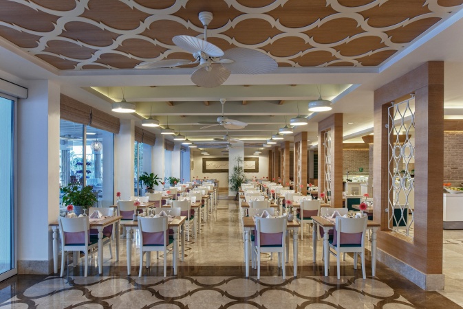 Restoran İç Kısım